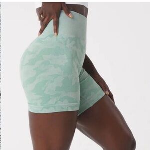 nvgtn seamless biker shorts